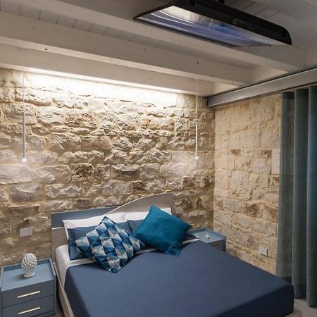 Lovely Modern Apartment โมดิกา ภายนอก รูปภาพ