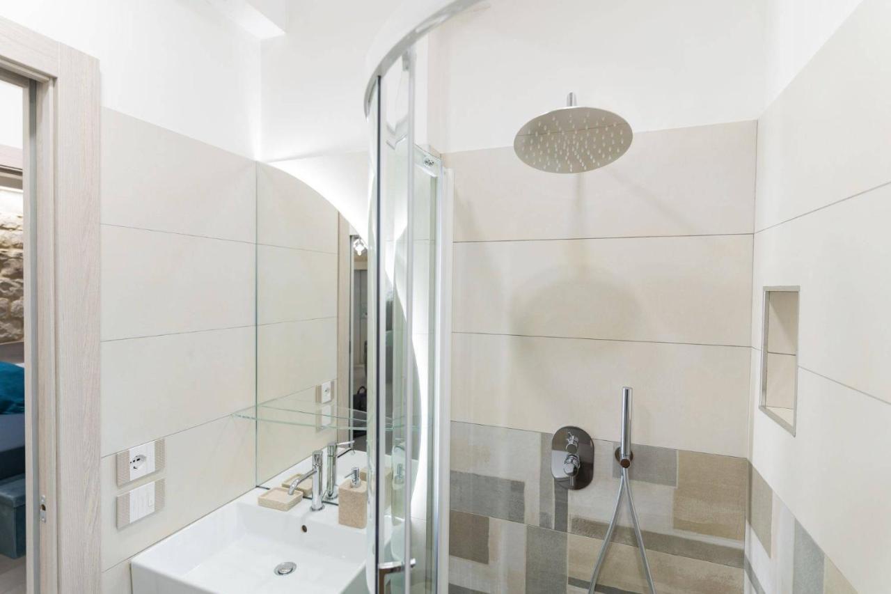 Lovely Modern Apartment โมดิกา ภายนอก รูปภาพ