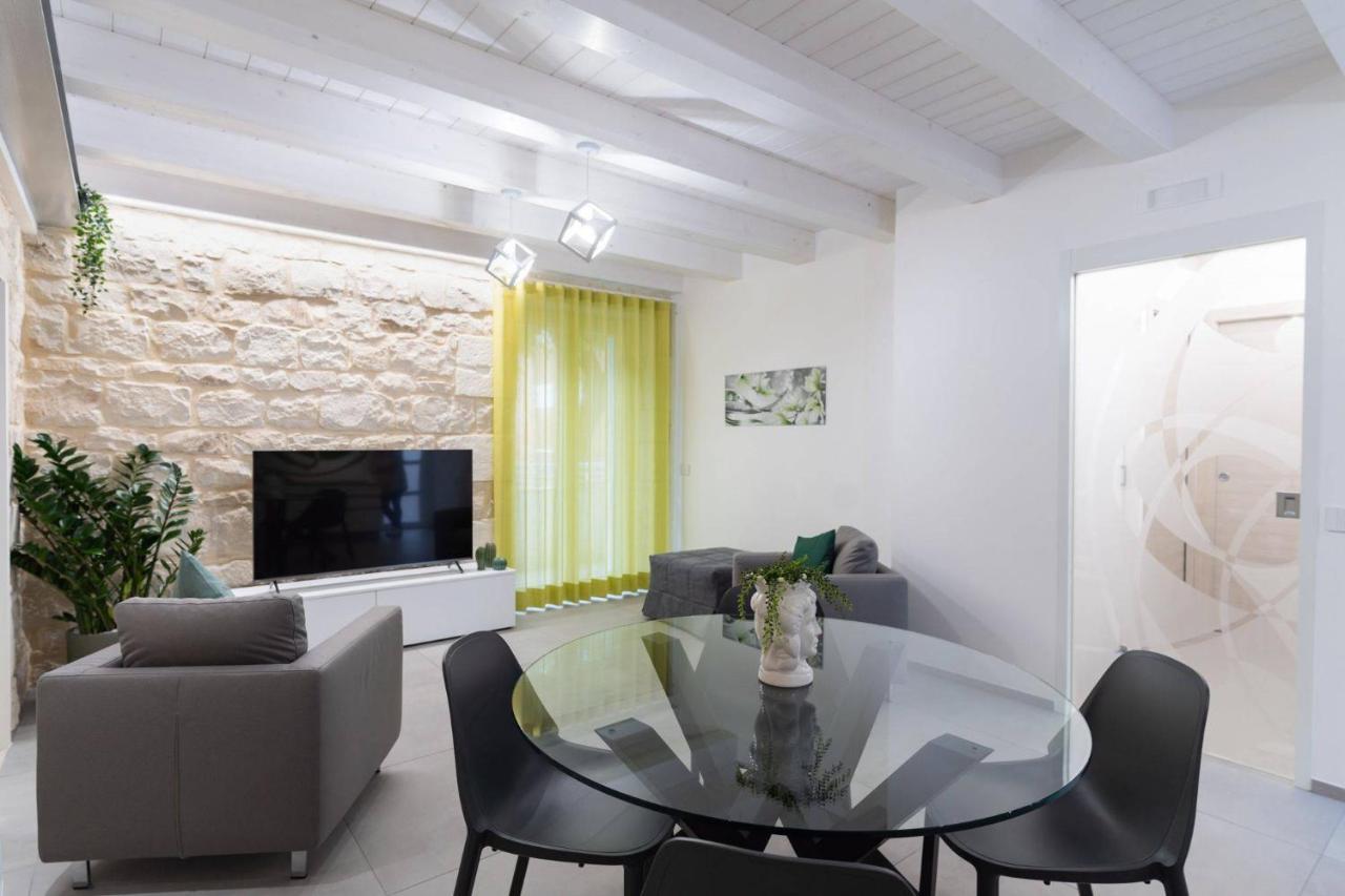 Lovely Modern Apartment โมดิกา ภายนอก รูปภาพ